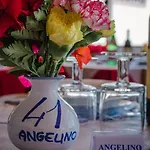Angelino 2* Barano dʼIschia