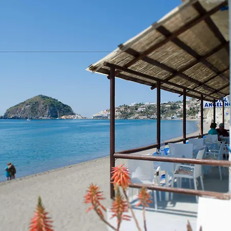 Szálloda Angelino Barano dʼIschia
